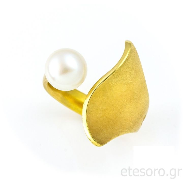 Ασημένιο επιχρυσωμένο δαχτυλίδι με μαργαριτάρι